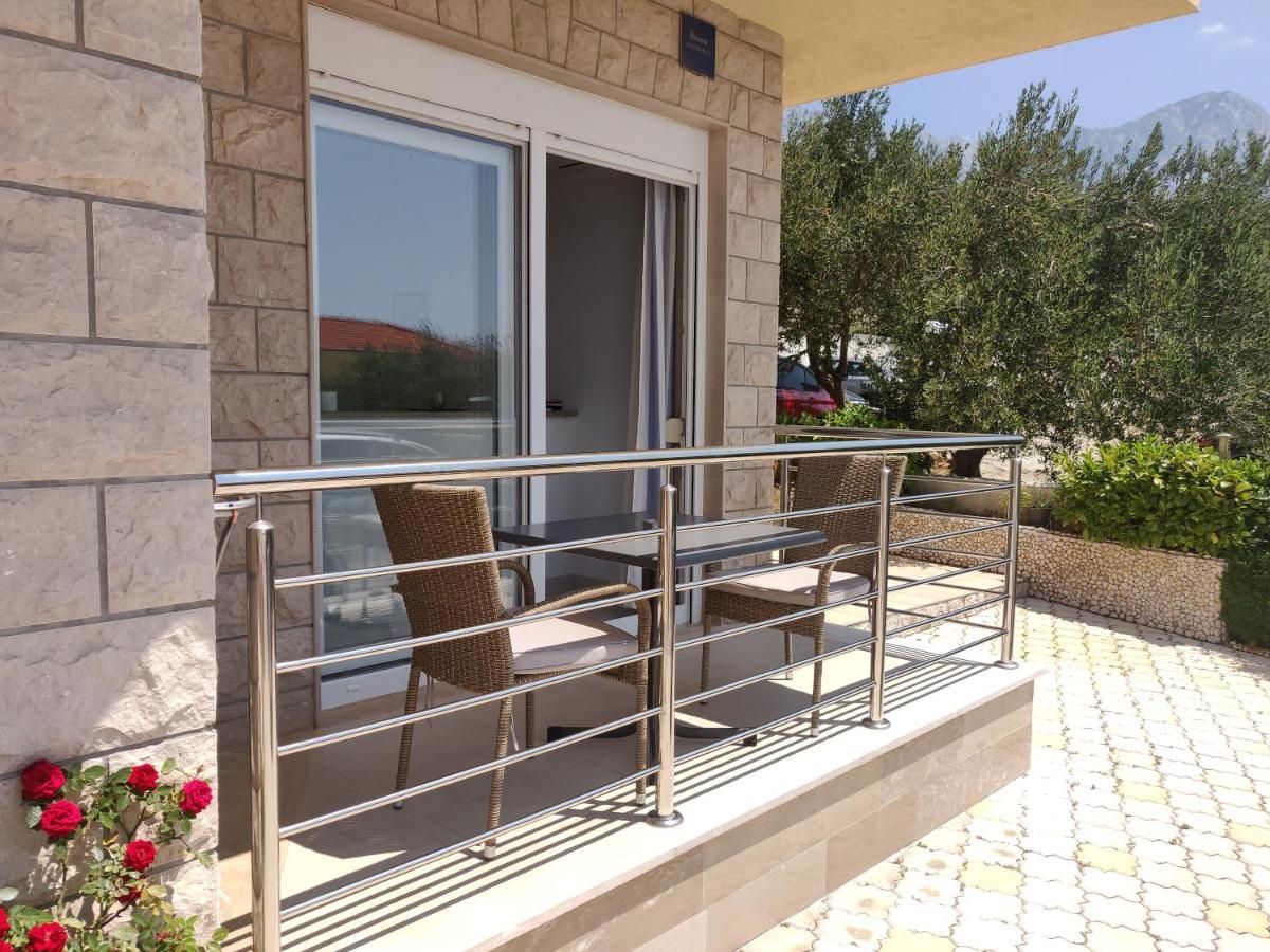Villa Marija Baška Voda エクステリア 写真