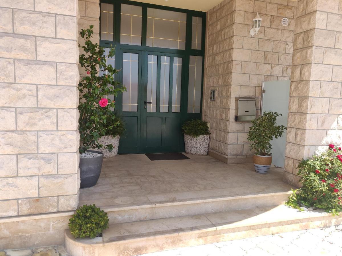 Villa Marija Baška Voda エクステリア 写真