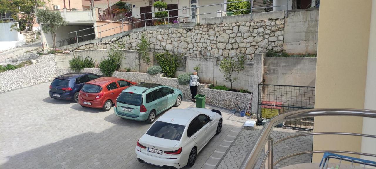 Villa Marija Baška Voda エクステリア 写真